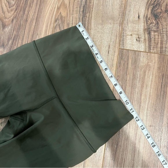 Lululemon Wunder Under Crop Legging - Picture 8 of 9